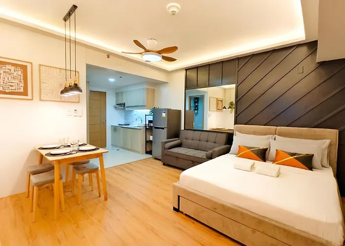 Apartment 33p Taft East Gate Condo- Cozy Unit Pool & Gym Cebu