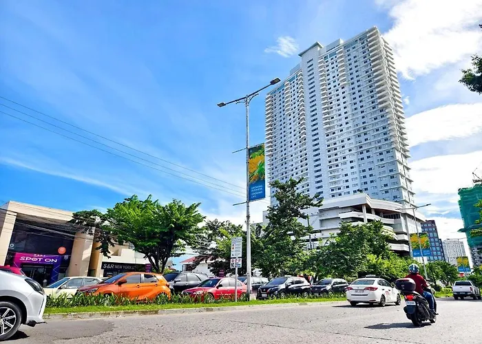 33p Taft East Gate Condo- Cozy Unit Pool & Gym Apartment
