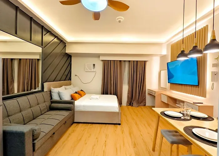 33p Taft East Gate Condo- Cozy Unit Pool & Gym Cebu